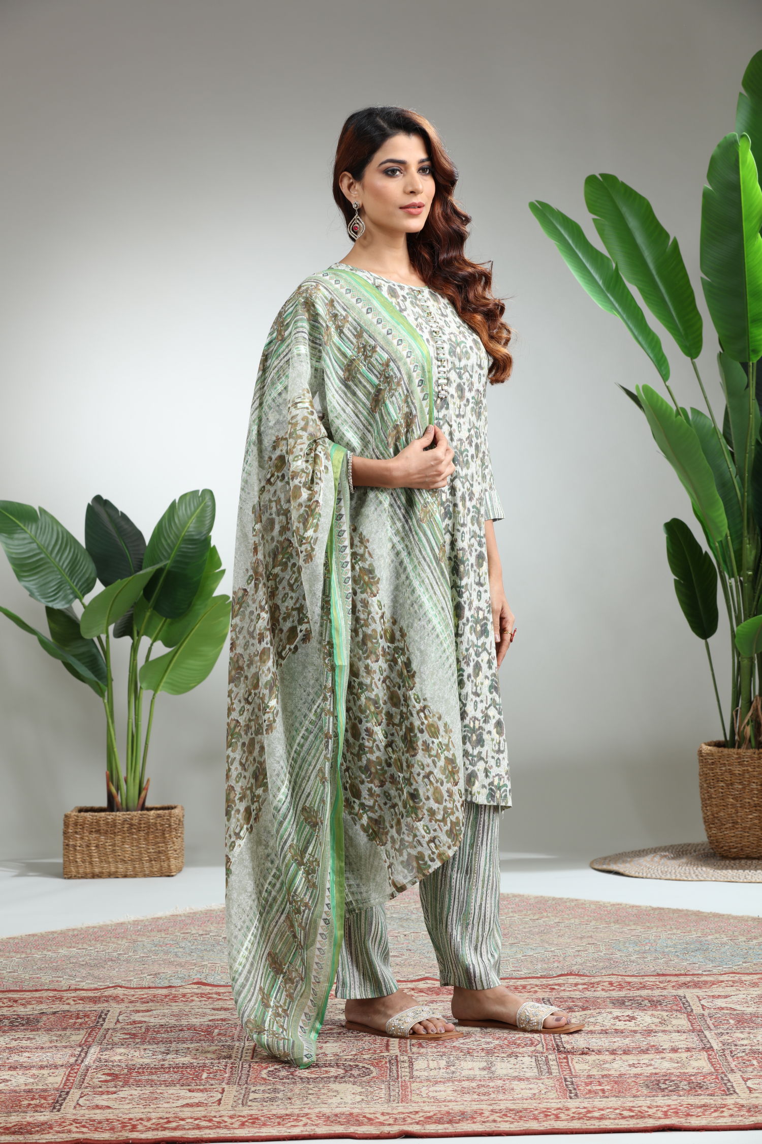 Green 3 Piece Suit Set With Dupatta